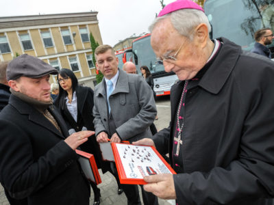 Mobilny Punkt Poboru Krwi, catering, Arcybiskup Henryk Hoser, Podsekretarz Stanu Cezary Rzemek