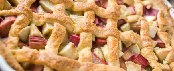 Tarta z rabarbarem i jabłkami