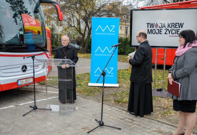 Mobilny Punkt Poboru Krwi, catering, Arcybiskup Henryk Hoser
