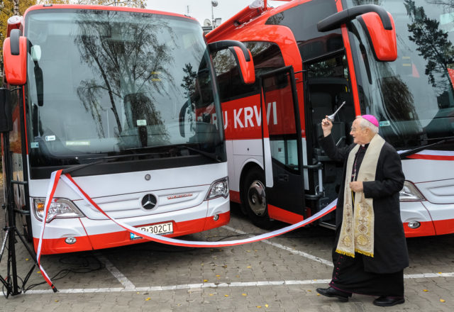 Mobilny Punkt Poboru Krwi, catering, Arcybiskup Henryk Hoser